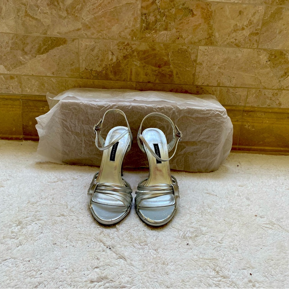 Caparros strappy, silver sandal.  Size 7b.
